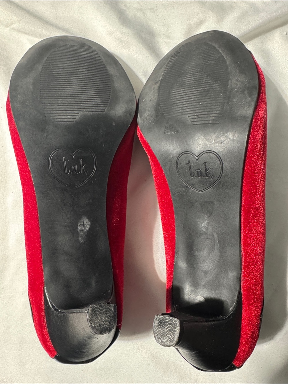 T.U.K. Anti-Pop Velvet Kitten Heels Size 10 Black Gothic Kawaii Rockabilly Punk - Picture 7 of 8
